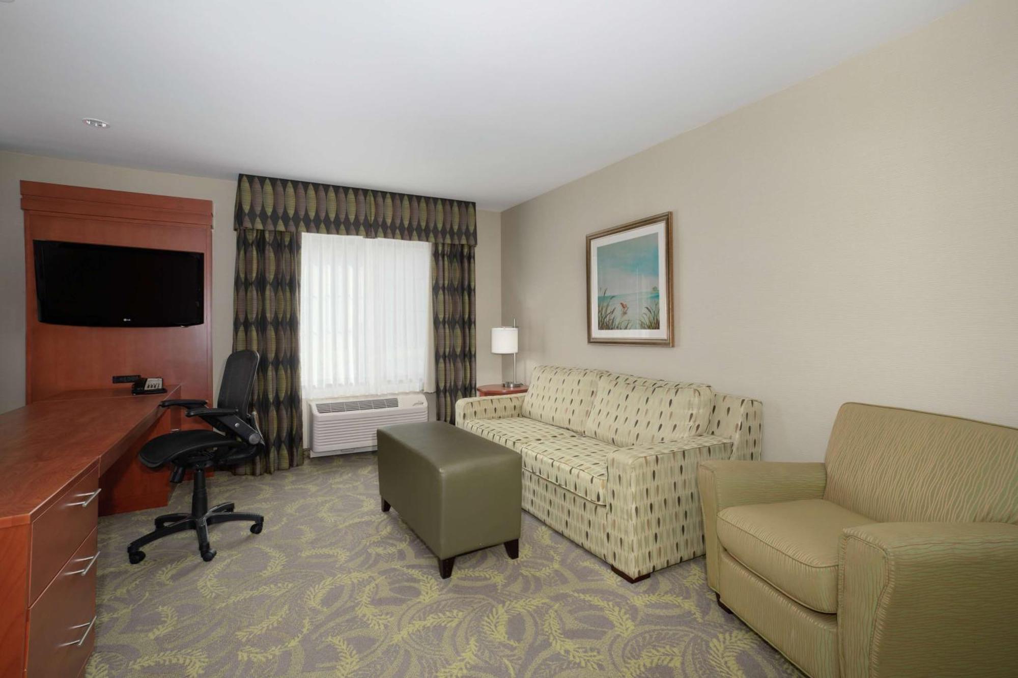 Hampton Inn & Suites Астория Экстерьер фото